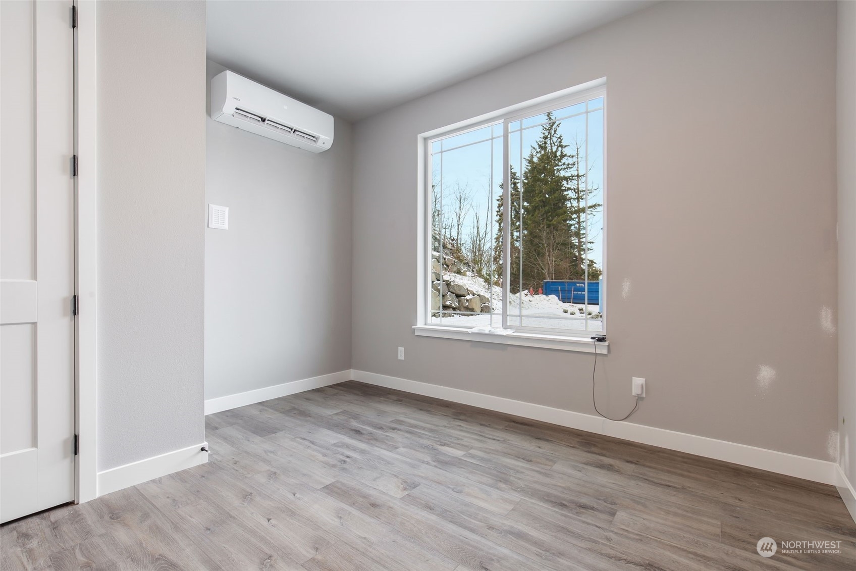 3713 Northeast 27th Place, Unit 13 Renton, WA 98059 - Photo 29 of 33 Gallery Image 29