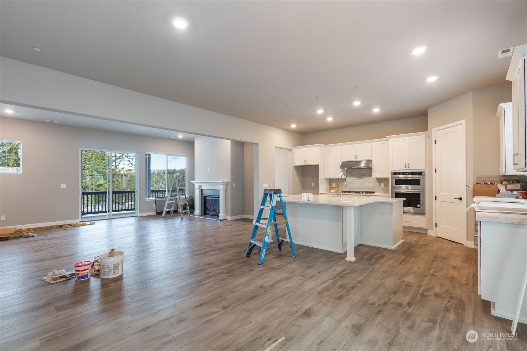 3713 Northeast 27th Place, Unit 13 Renton, WA 98059 - Photo 4 of 33 Gallery Image 4