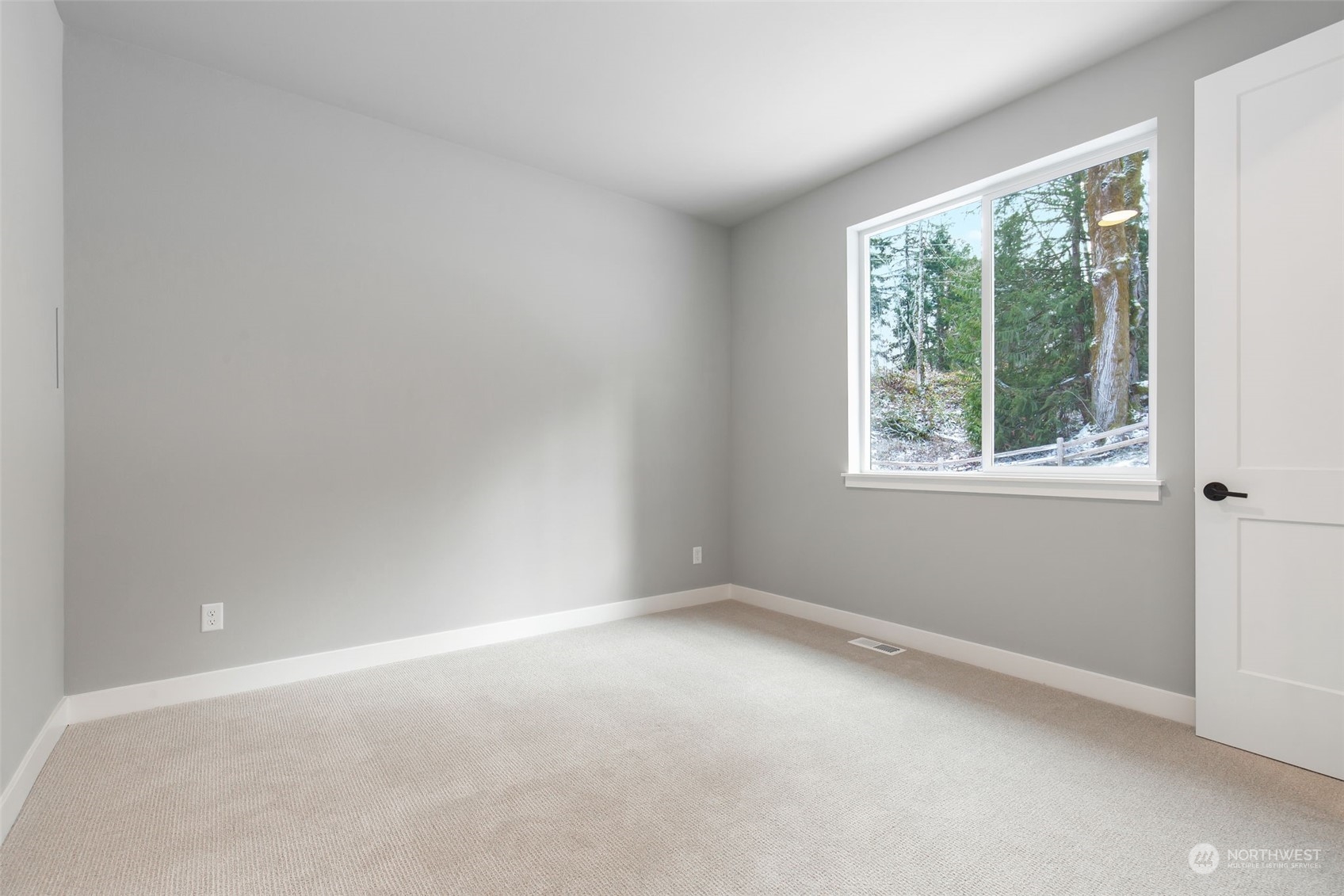 3713 Northeast 27th Place, Unit 13 Renton, WA 98059 - Photo 7 of 33 Gallery Image 7