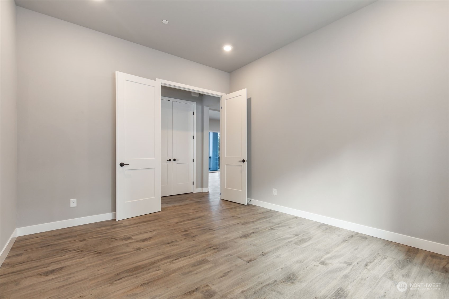 3713 Northeast 27th Place, Unit 13 Renton, WA 98059 - Photo 10 of 33 Gallery Image 10