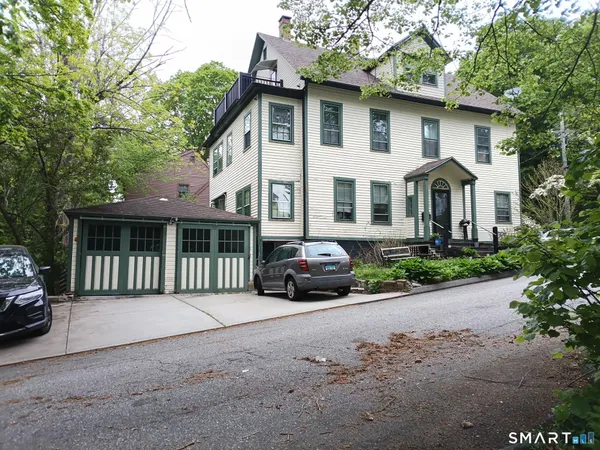 $418,000 | 364-366 Washington Street, Norwich, CT 06360