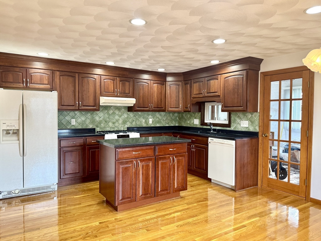 24 Joseph Road, Unit 1 Revere, MA 02151 - Photo 2 of 16