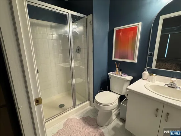 $3,400 | 2051 Charles Court, Mahwah, NJ 07430