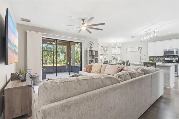 $4,000 | 119 Elissar Drive, DeBary, FL 32713