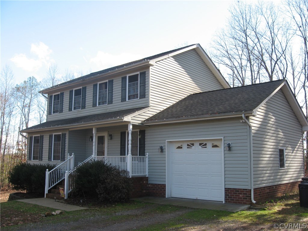 17222 Oak Ridge Lane Ruther Glen, VA 22546 - Photo 1 of 24 Gallery Image 1