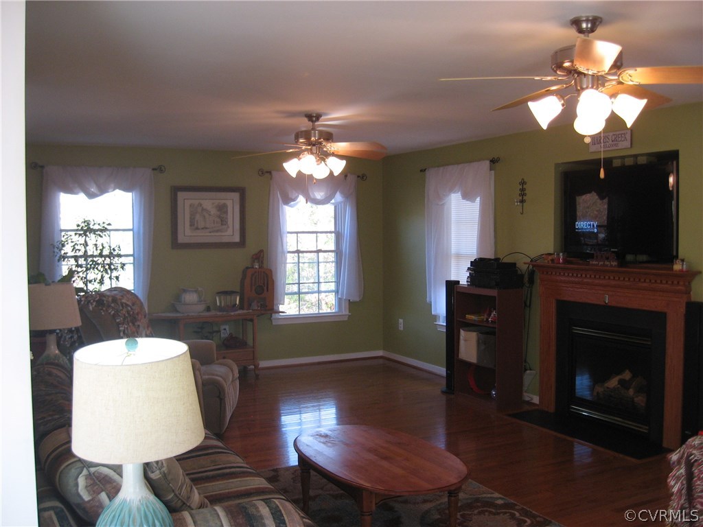 17222 Oak Ridge Lane Ruther Glen, VA 22546 - Photo 10 of 24 Gallery Image 10