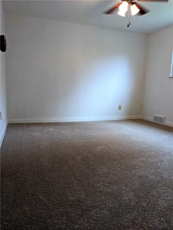 3533 Willett Road Pittsburgh, PA 15227 - Photo 4 of 12 Gallery Image 4