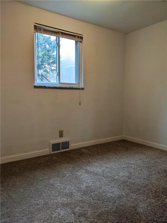 3533 Willett Road Pittsburgh, PA 15227 - Photo 7 of 12 Gallery Image 7