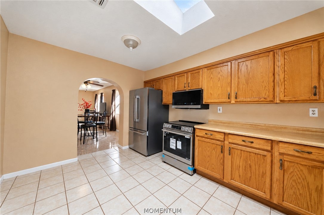 192 South Hope Road Golden Valley, AZ 86413 - Photo 8 of 31 Gallery Image 8