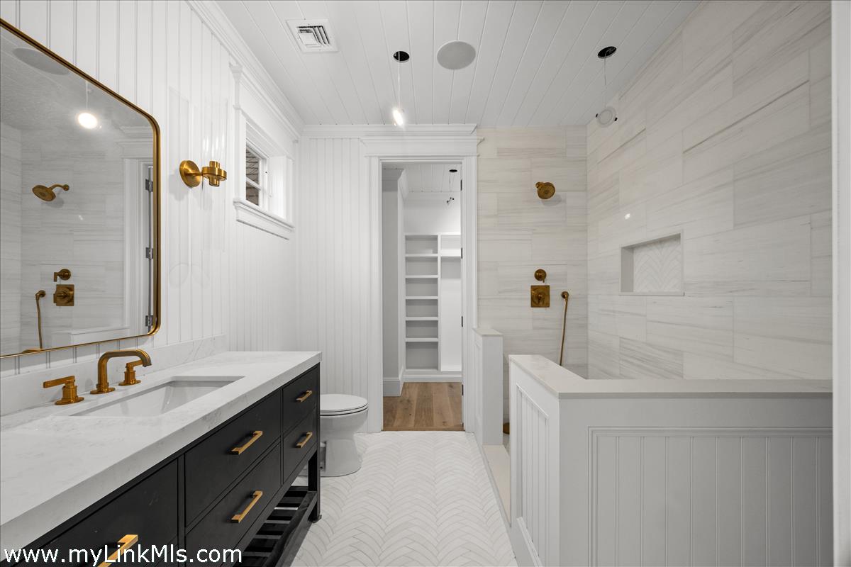 14 Trapps Pond Road Edgartown, MA 02539 - Photo 24 of 34