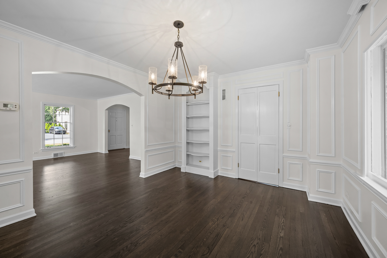 633 Forest Road Glenview, IL 60025 - Photo 7 of 25 Gallery Image 7