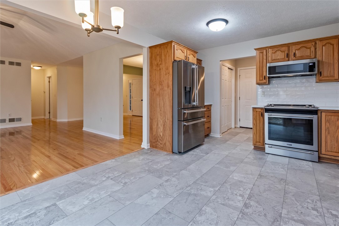 26 Simone Terrace Penfield, NY 14580 - Photo 14 of 32