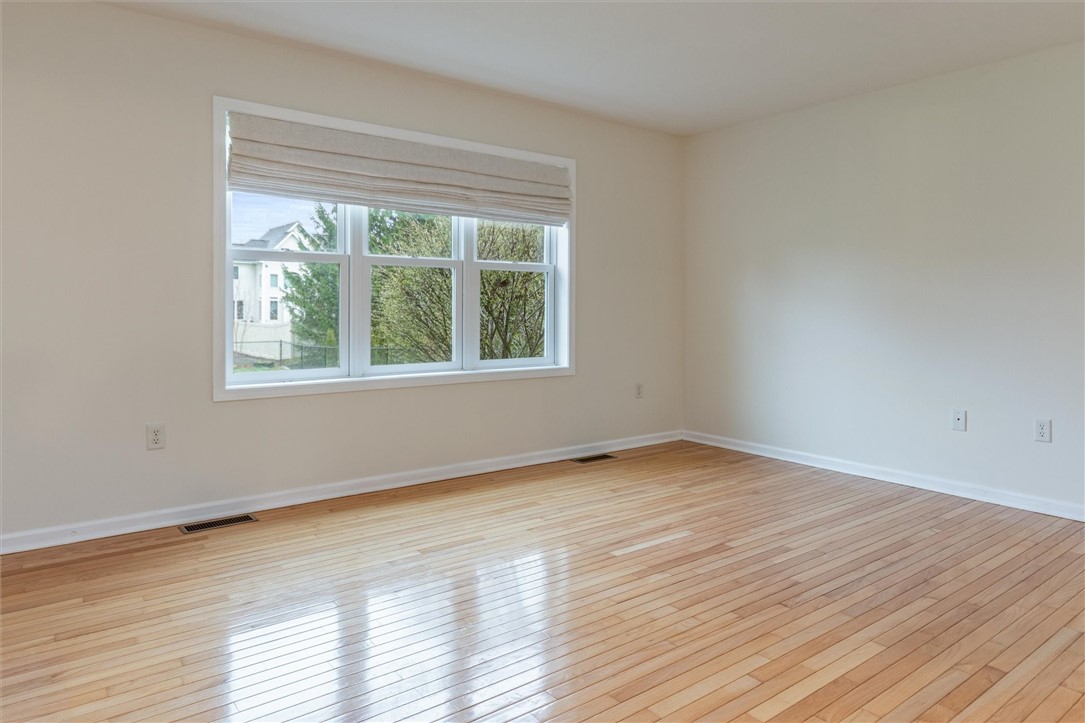 26 Simone Terrace Penfield, NY 14580 - Photo 19 of 32