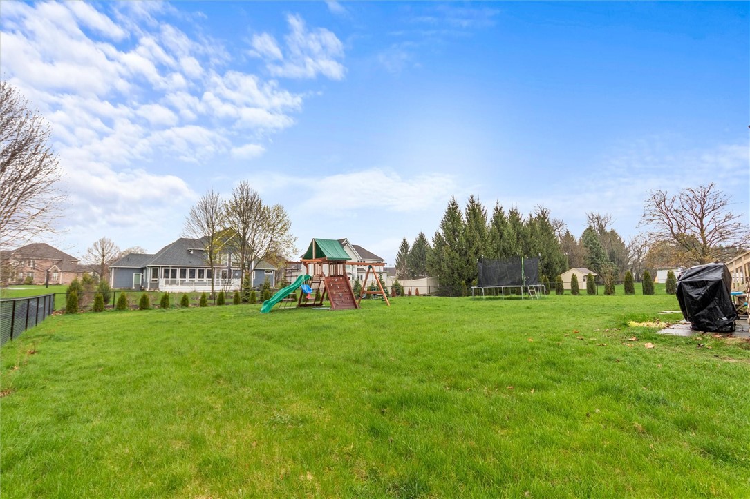 26 Simone Terrace Penfield, NY 14580 - Photo 3 of 32