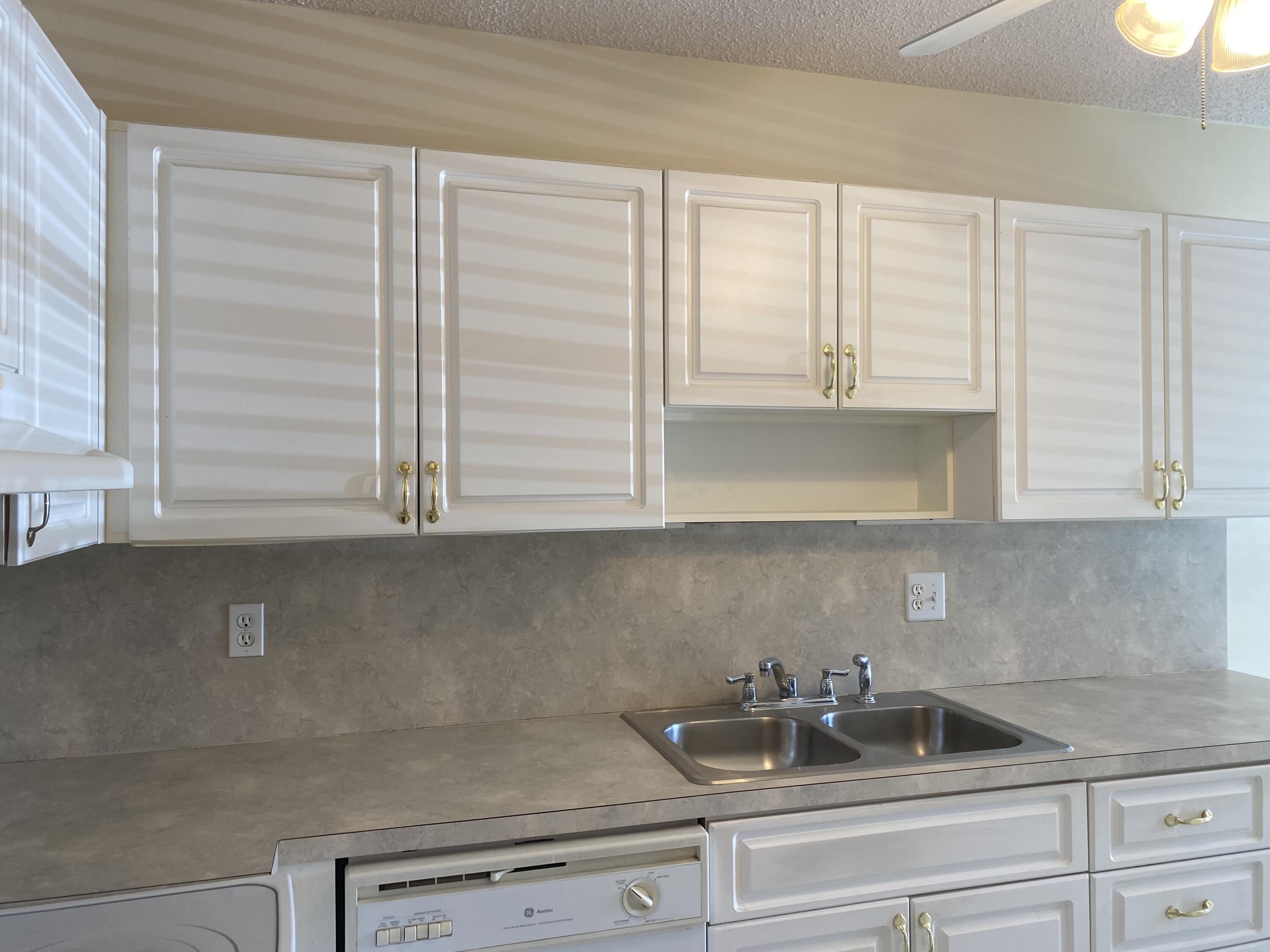 8665 Chevy Chase Drive, Unit 113 Boca Raton, FL 33433 - Photo 33 of 42 IMG_4783