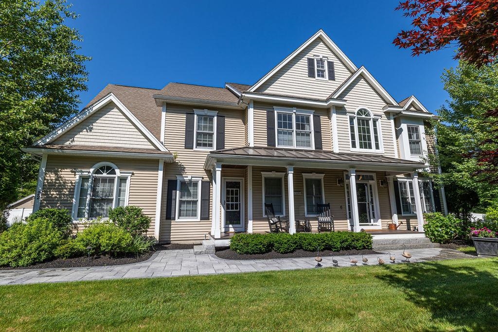 22 Thackeray Road Concord, NH 03301 - Photo 2 of 40