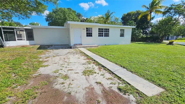 $439,900 | 4630 Southwest 36th Street, West Park, FL 33023