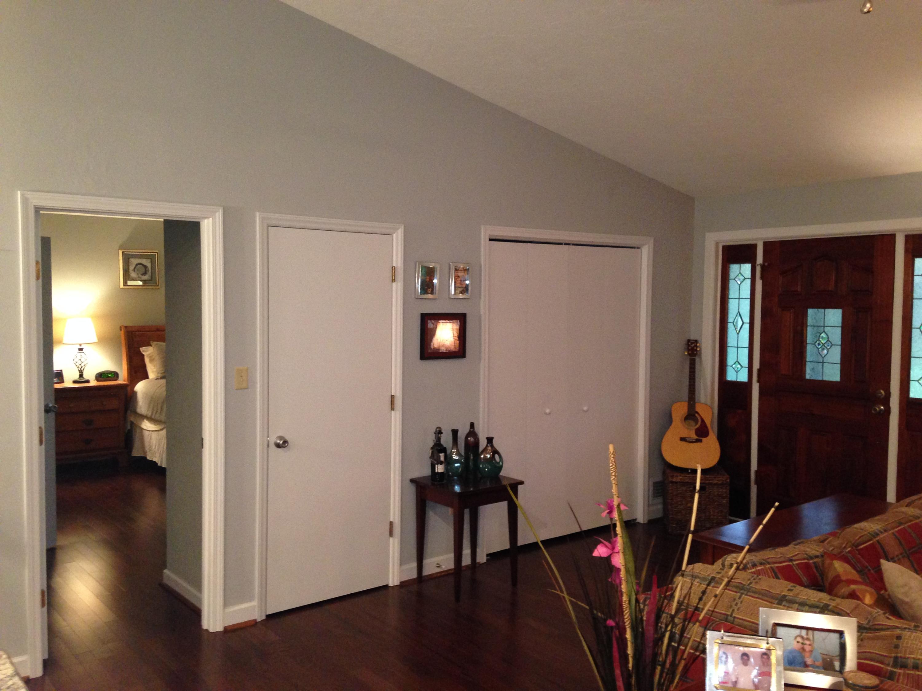 2205 Ridge Road Roanoke, VA 24014 - Photo 33 of 62 a view of a hallway with furniture and wooden floor