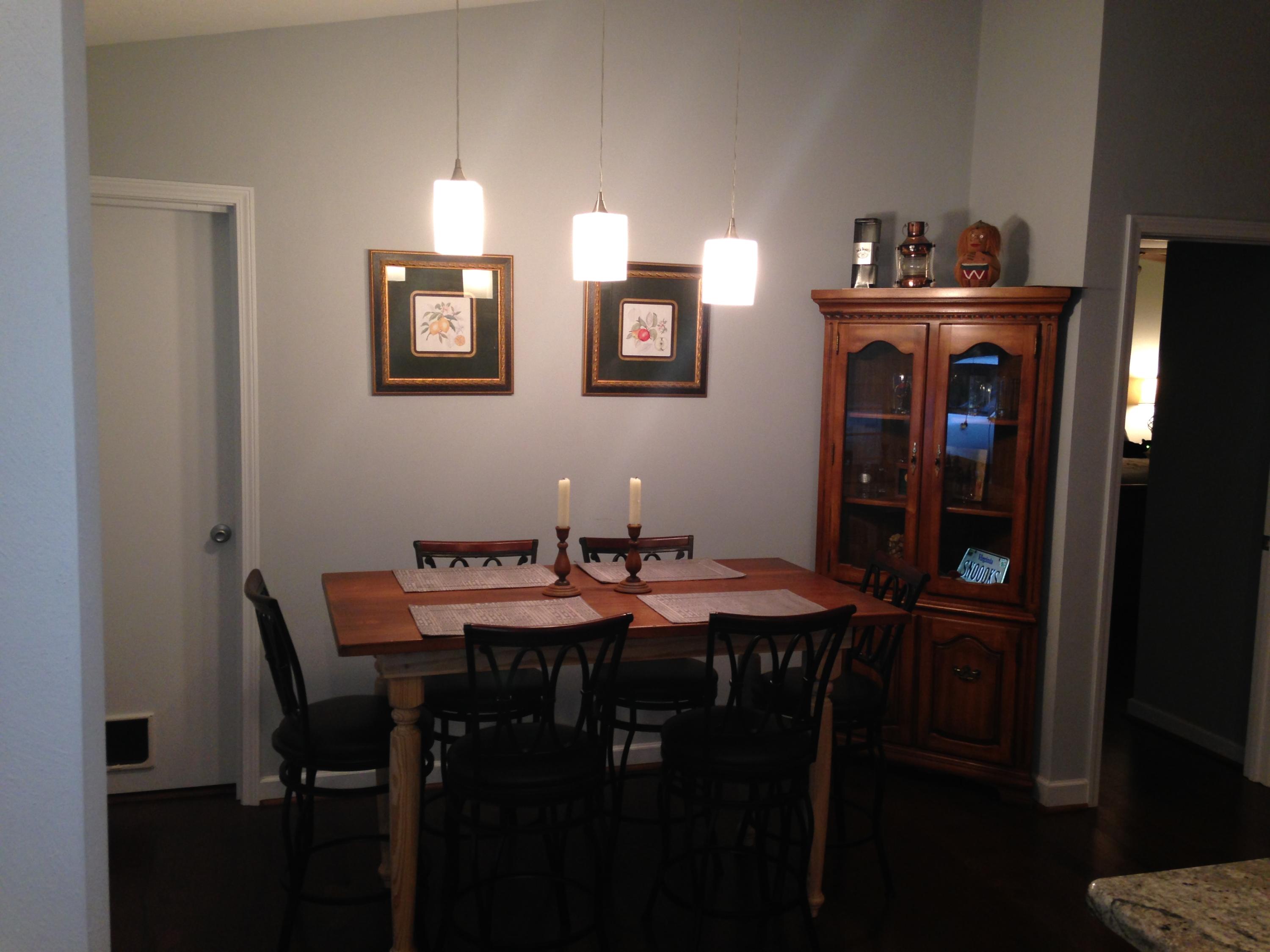 2205 Ridge Road Roanoke, VA 24014 - Photo 34 of 62 a view of a dining room with furniture