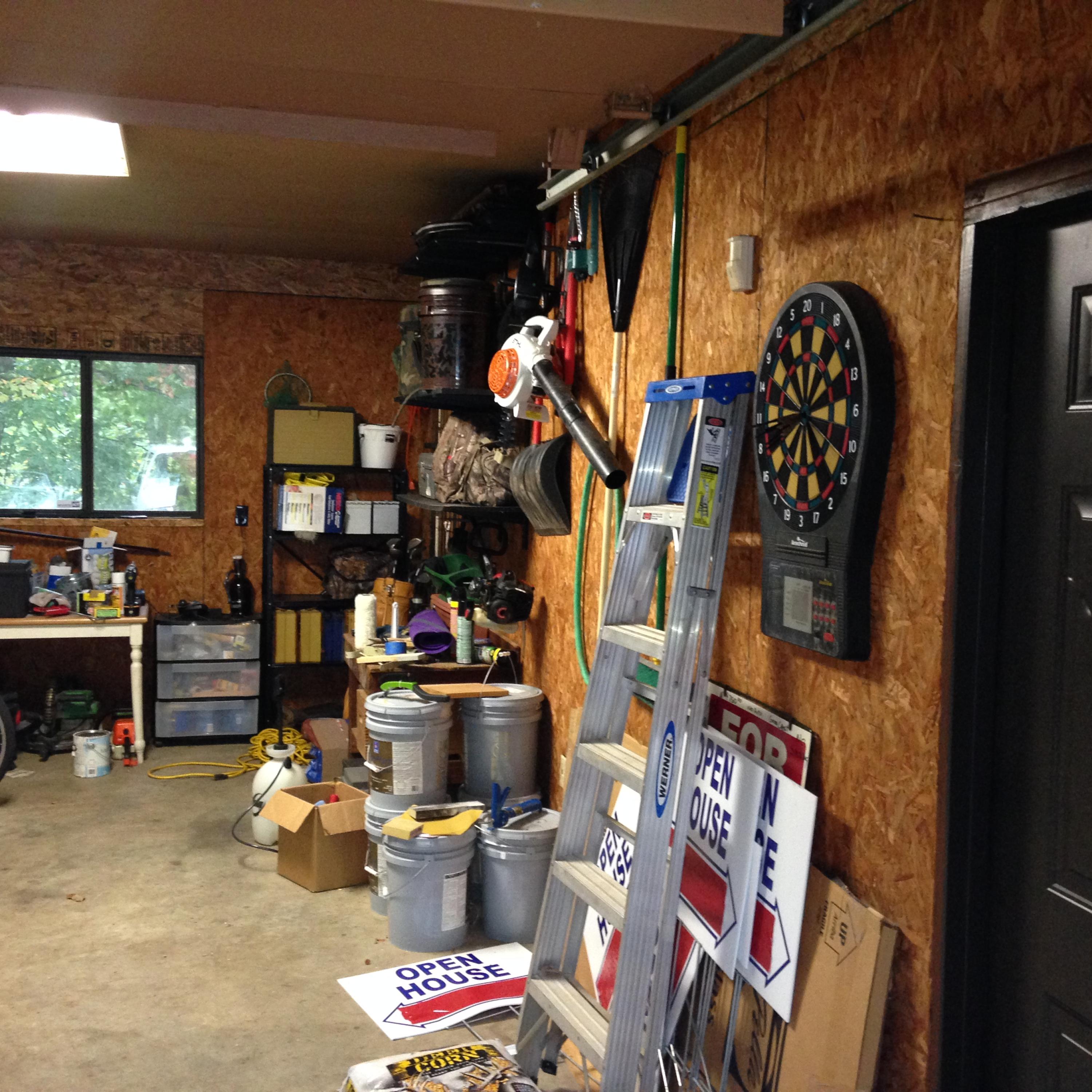 2205 Ridge Road Roanoke, VA 24014 - Photo 53 of 62 a storage room