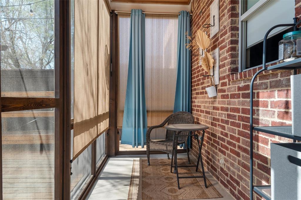 4931 Milam Street Dallas, TX 75206 - Photo 24 of 30 a view of a balcony with chairs
