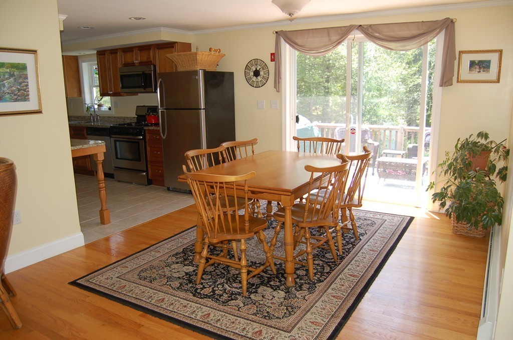 299 Snipatuit Road Rochester, MA 02770 - Photo 6 of 27