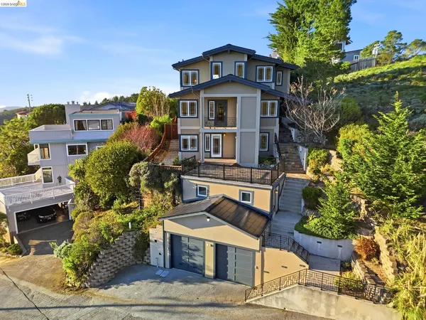 $2,450,000 | 107 Dolphine Avenue, El Granada, CA 94019