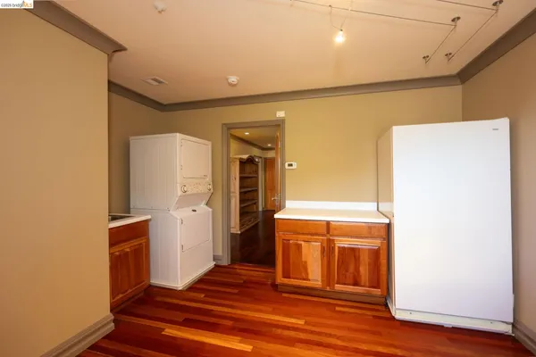 $2,299,000 | 107 Dolphine Avenue, El Granada, CA 94019