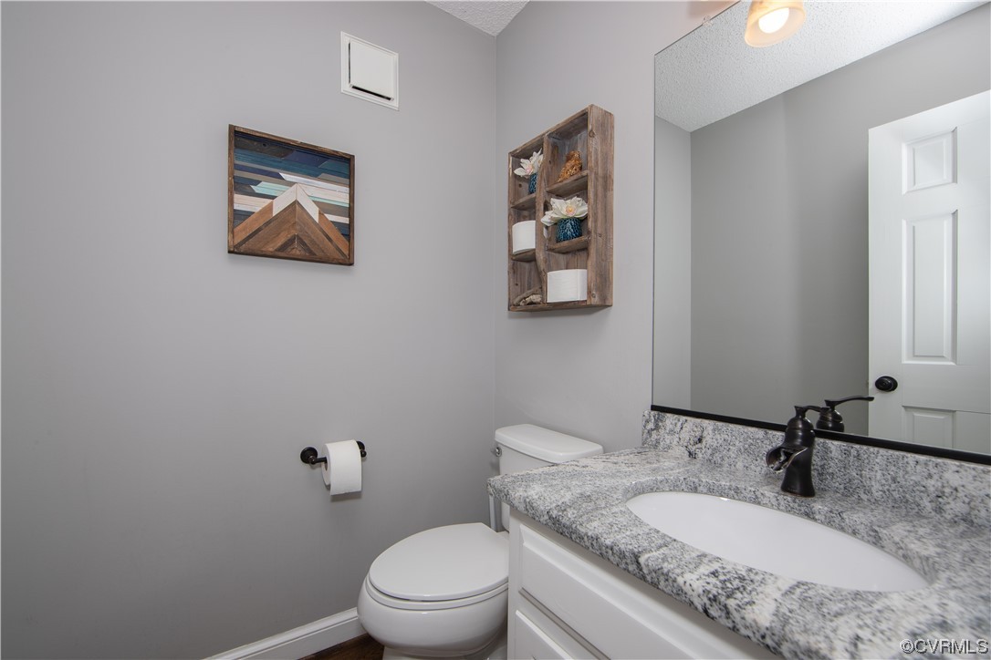 2171 Hunters Mill Road Powhatan, VA 23139 - Photo 14 of 39 Half Bath