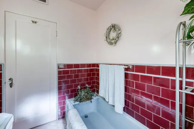 $380,000 | 4042 North Maroa Avenue, Fresno, CA 93704