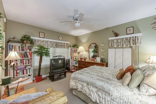 $380,000 | 4042 North Maroa Avenue, Fresno, CA 93704