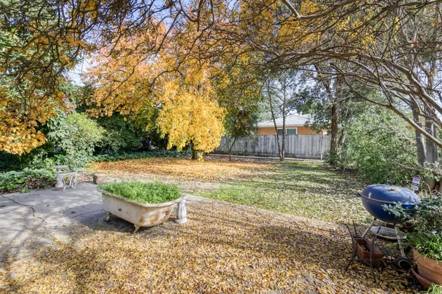 $380,000 | 4042 North Maroa Avenue, Fresno, CA 93704