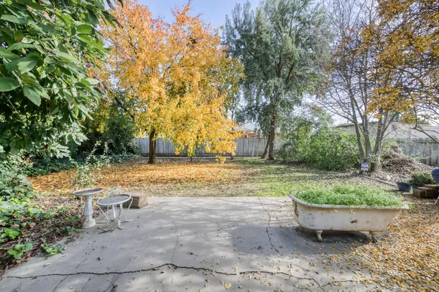 $380,000 | 4042 North Maroa Avenue, Fresno, CA 93704