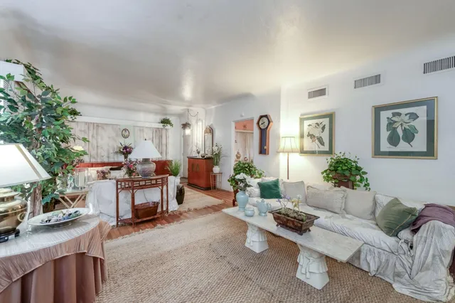 $380,000 | 4042 North Maroa Avenue, Fresno, CA 93704