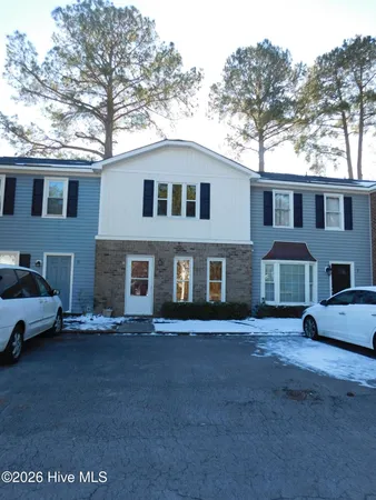 $1,000 | 1104 Karen Drive, Unit B2, New Bern, NC 28562