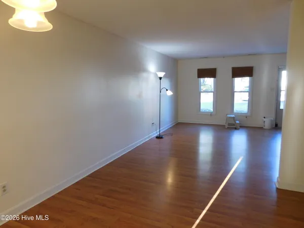 $1,000 | 1104 Karen Drive, Unit B2, New Bern, NC 28562