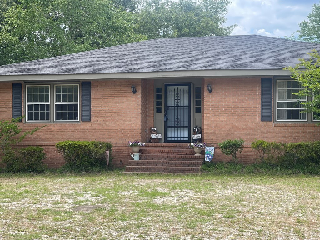 4550 Pinewood Road Sumter, SC 29154 - Photo 4 of 45 Gallery Image 4