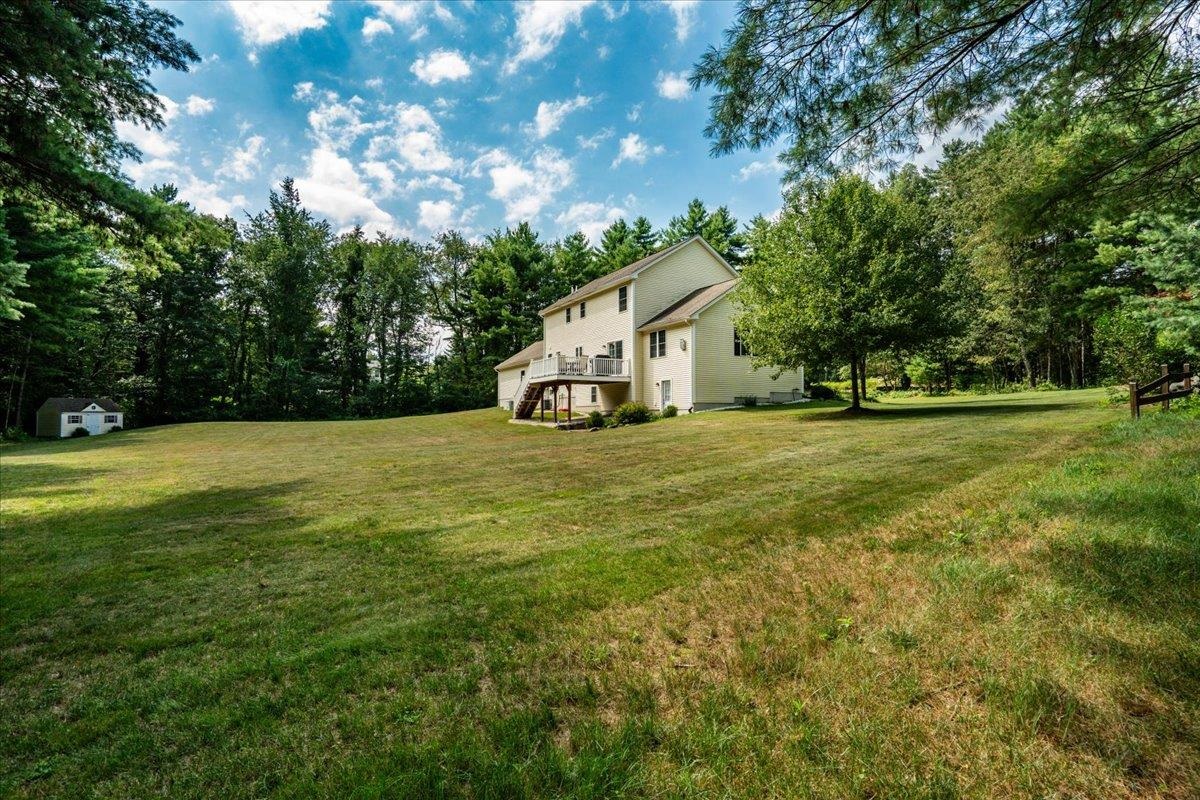155 Wallace Road Bedford, NH 03110 - Photo 44 of 48