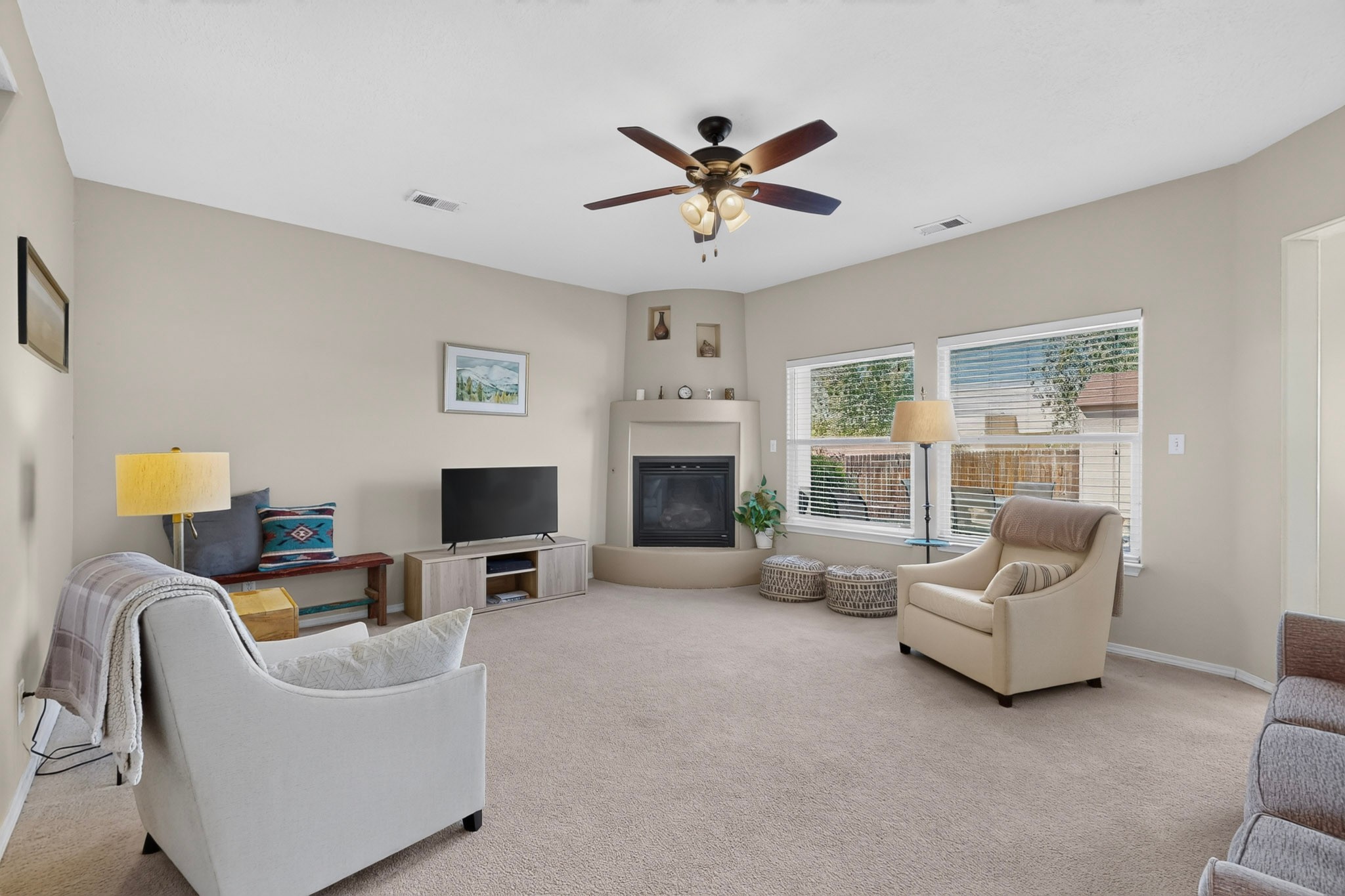4509 Contenta Ridge Santa Fe, NM 87507 - Photo 2 of 23