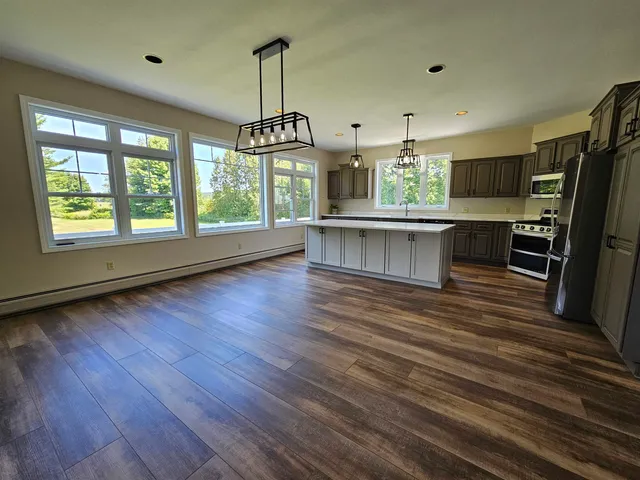 $829,000 | 53 Lakewood Drive, Derby, VT 05855