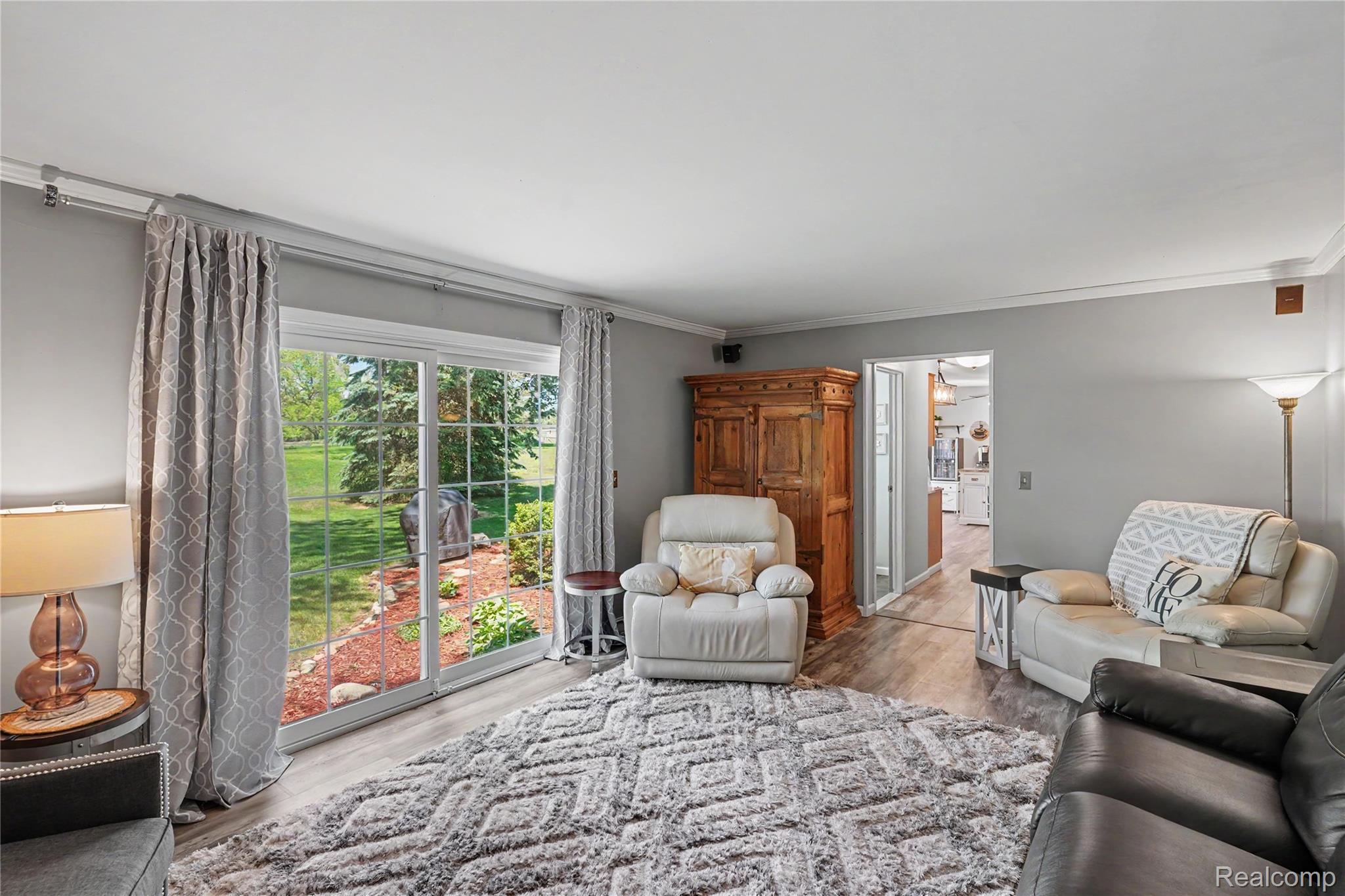 4393 East Cook Road Grand Blanc, MI 48439 - Photo 9 of 37 018_file_3912.jpg