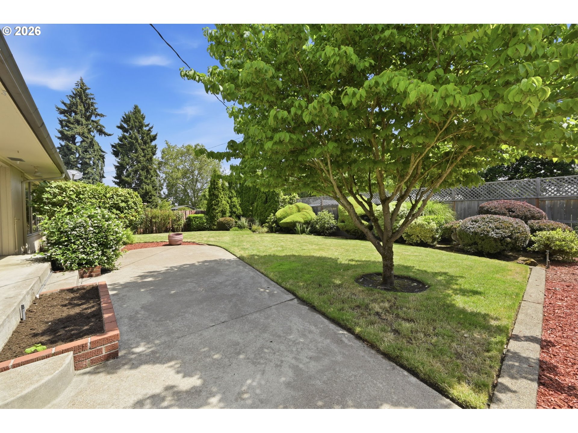 825 Louis Street Eugene, OR 97402 - Photo 39 of 45