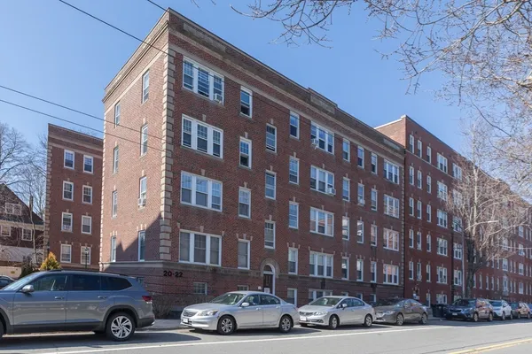 $495,000 | 22 Concord Avenue, Unit 10, Cambridge, MA 02138