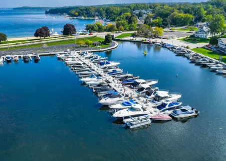 $465,000 | 271 Fontana Boulevard, Unit 930, Fontana, WI 53125