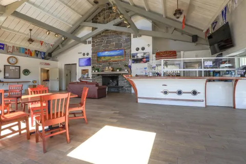 $465,000 | 271 Fontana Boulevard, Unit 930, Fontana, WI 53125