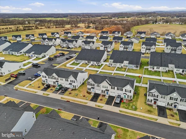 $300,000 | 38 Bibury Street, Martinsburg, WV 25405