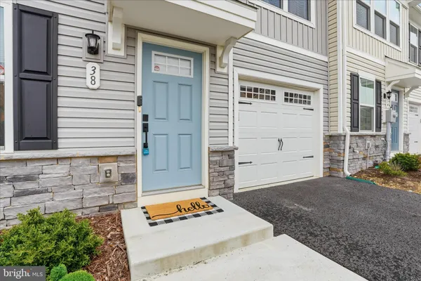 $300,000 | 38 Bibury Street, Martinsburg, WV 25405