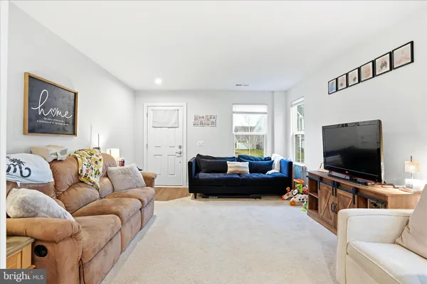 $300,000 | 38 Bibury Street, Martinsburg, WV 25405