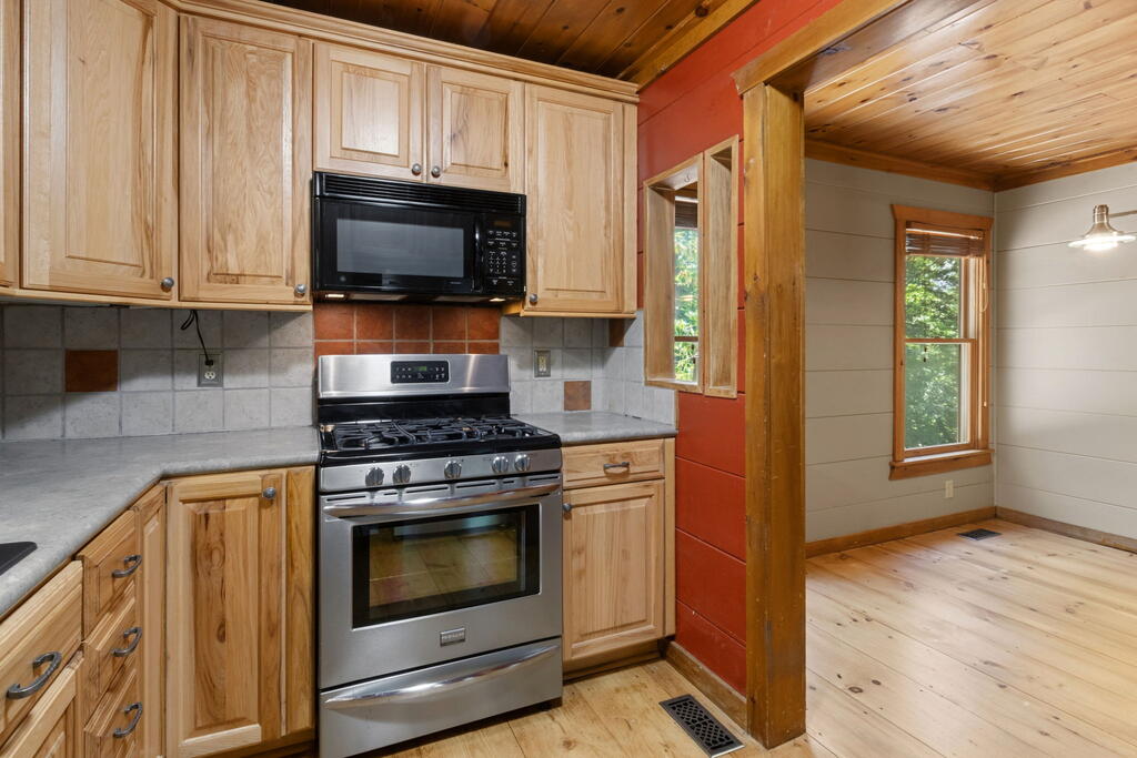 85 Misty Holw Road Ellijay, GA 30536 - Photo 20 of 75 Gallery Image 20