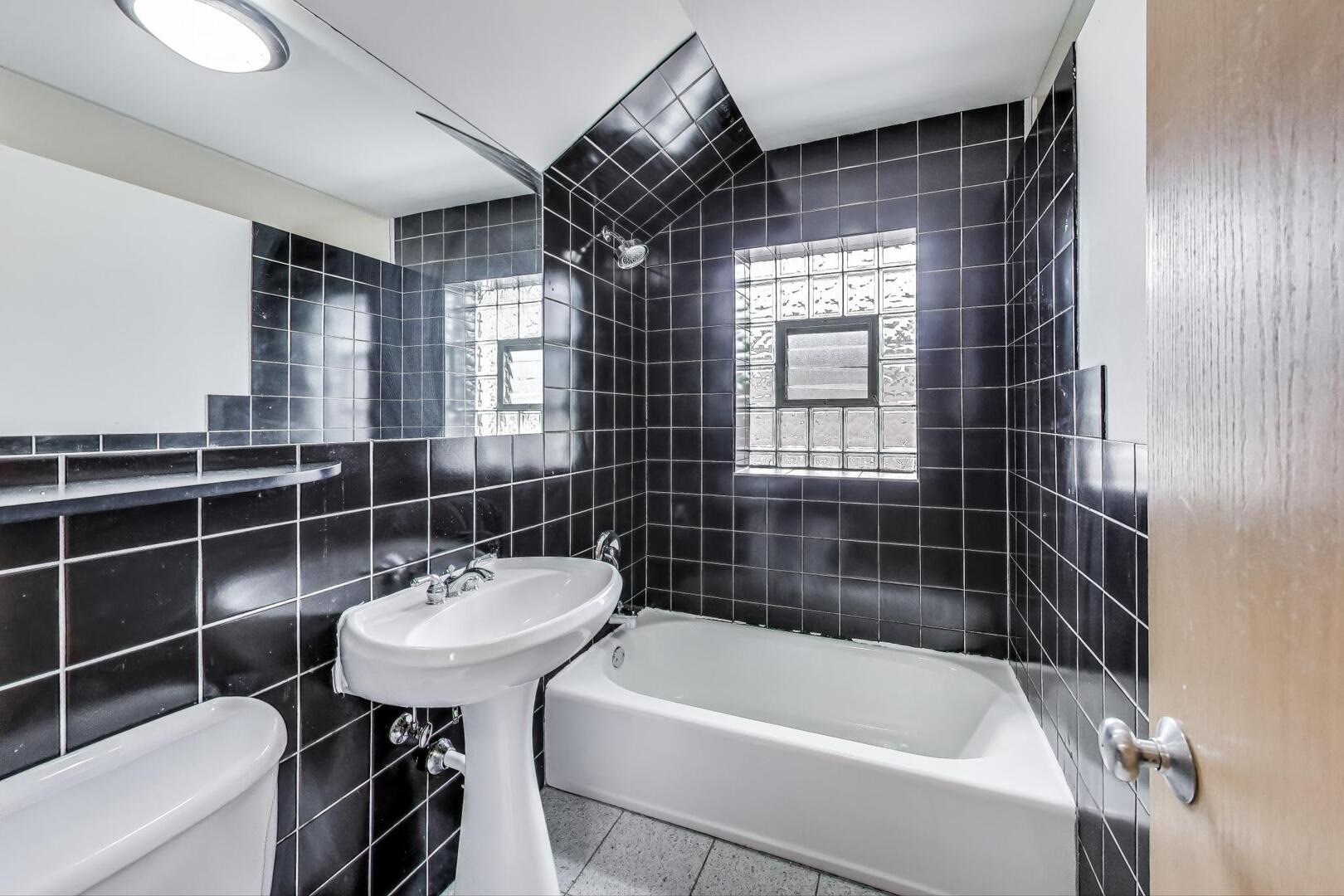 417 Custer Avenue, Unit 3W Evanston, IL 60202 - Photo 19 of 30